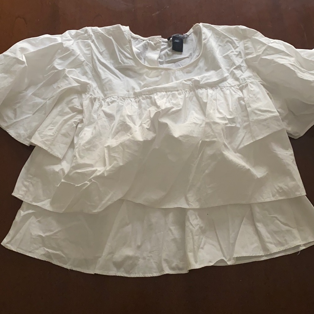 Ruffled tee